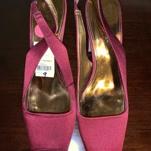 Marc Fisher Wine Color Satin Sling Heels Size 9